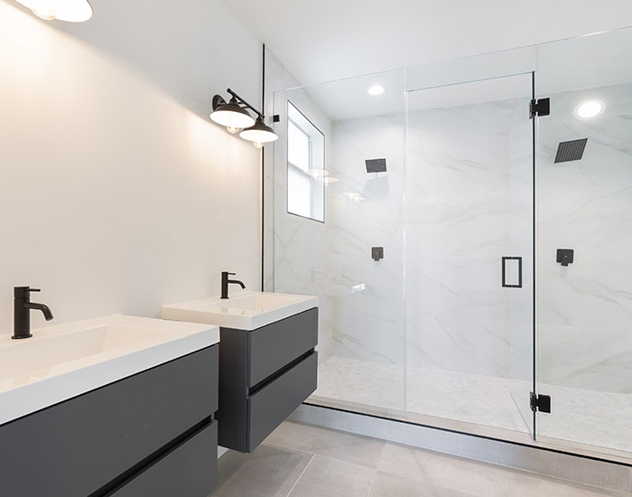 Modern frameless shower screen installation
